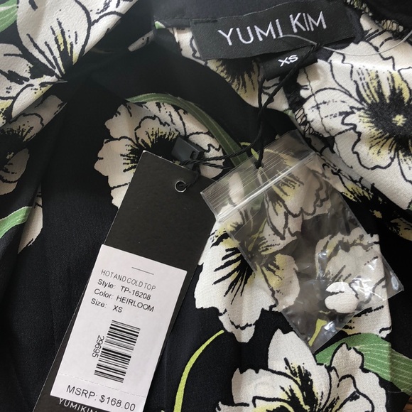 Yumi Kim Floral Print Cold Shoulder Silk Top Size XS - Picture 8 of 8